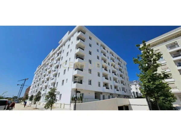 Durres, shitet apartament 1+1 Kati 3, 57 m² 79.324 € (Shitje në Golem prane hotel Flower , Durrës)