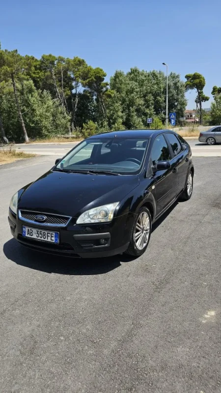 Vlore, shes makine Ford fokus 2006 Nafte, e zeze manuale Klima 250.000 km 3.300 €