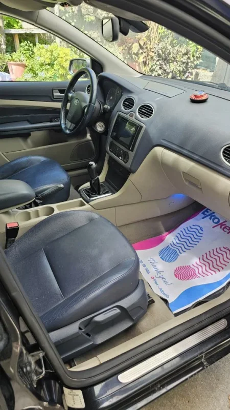 Vlore, shes makine Ford fokus 2006 Nafte, e zeze manuale Klima 250.000 km 3.300 €