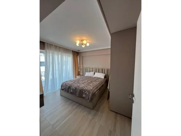 Durres, shitet apartament 2+1 Kati 5, 87 m² 175.000 € (Qender)