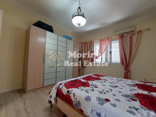 Tirane, jepet me qera apartament 2+1 Kati 3, 90 m² 800 € (Rruga e Kavajes-Kisha Katolike)