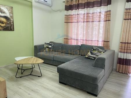 Tirane, jepet me qera apartament 2+1 Kati 4, 86 m² 600 € (KOPSHTI ZOOLOGJIK)