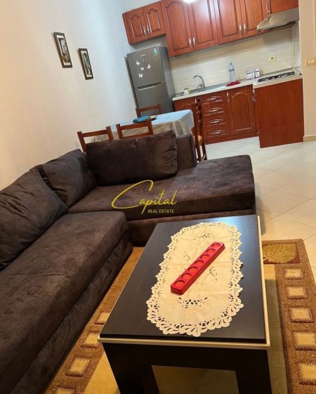 Tirane, jepet me qera apartament 1+1 Kati 4, 72 m² 400 € (ASTIR)
