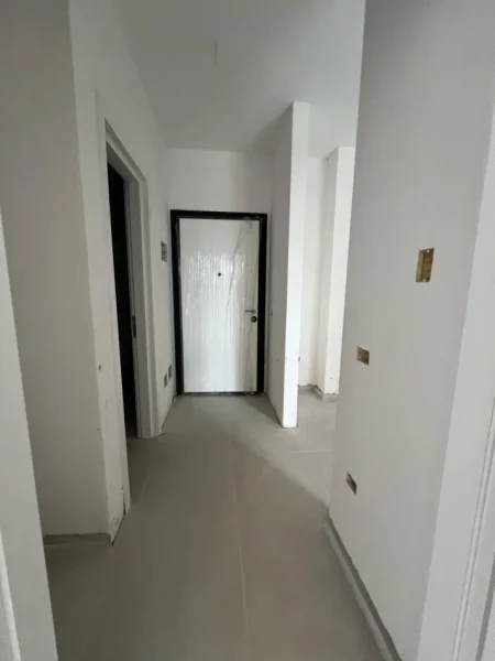 Tirane, shitet apartament 1+1+Ballkon Kati 4, 53 m² (QTU)