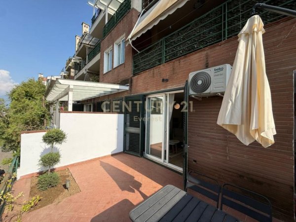 Tirane, jap me qera apartament 1+1 Kati 2, 62 m² 550 € (Kodra e Diellit)