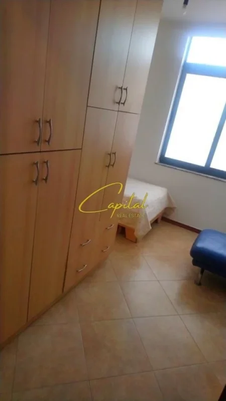Tirane, jepet me qera apartament 2+1 Kati 8, 78 m² 750 € (QENDER)