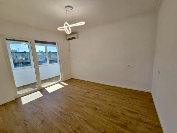 Tirane, shitet apartament 2+1+Aneks+Ballkon Kati 4, 77 m² 145.000 € (Bardhyl)