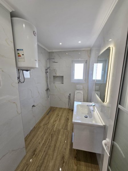 Tirane, shitet apartament 2+1+Aneks+Ballkon Kati 4, 77 m² 145.000 € (Bardhyl)