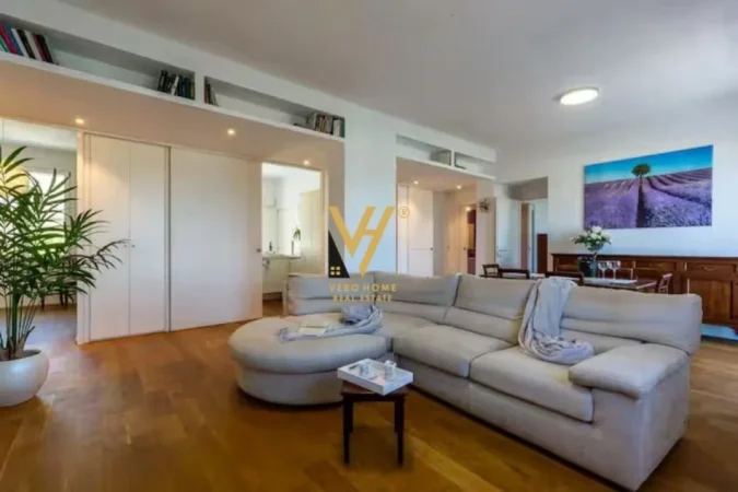 Tirane, shitet apartament 2+1+Ballkon Kati 7, 106 m² 320.000 € (EKSPOZITA)