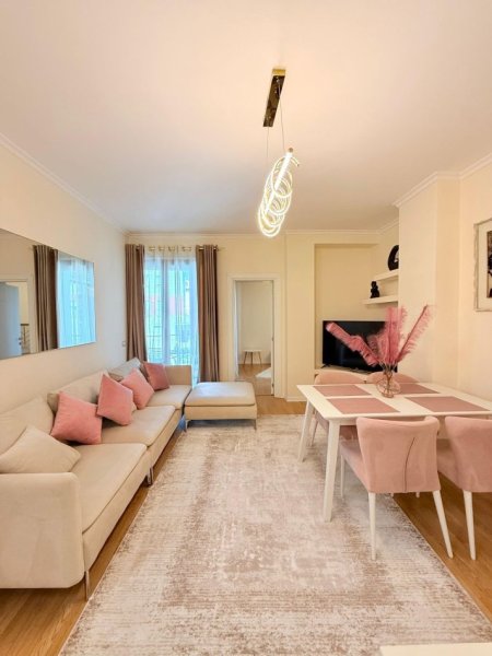 Tirane, jepet me qera apartament 2+1 Kati 5, 80 m² 1.200 € 