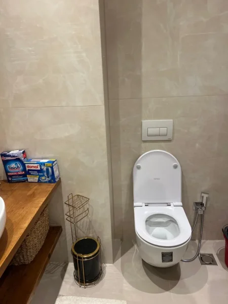 Tirane, shitet apartament 2+1+Ballkon Kati 1, 116 m² 260.000 € (Rruga Peti)