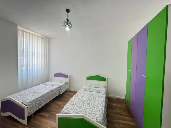 Tirane, jepet me qera apartament 2+1 Kati 1, 104 m² 500 € (ASTIR)