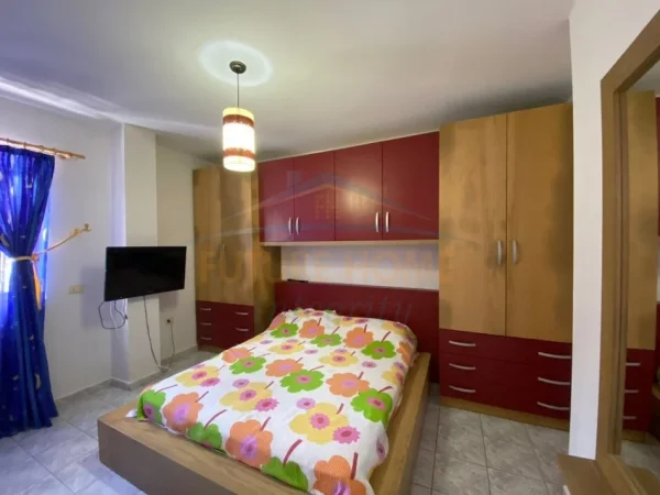Durres, shitet apartament 1+1+Aneks+Ballkon Kati 1, 71 m² 89.200 € (Golem)