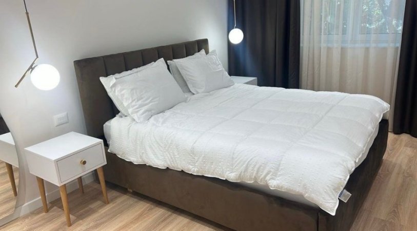 Tirane, jepet me qera apartament 2+1+Ballkon , 94 m² 1.000 € (Qender)
