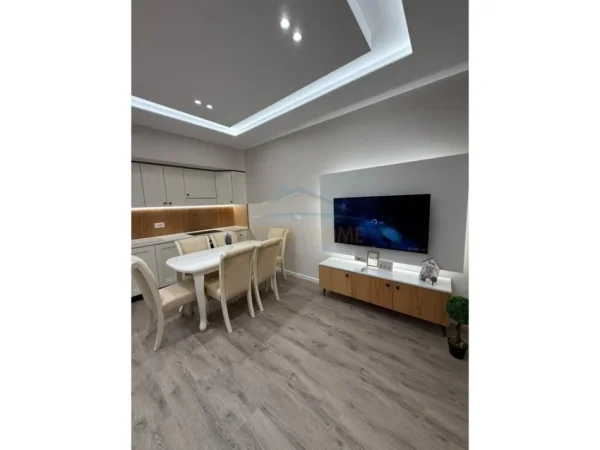 Durres, shitet apartament 1+1+Aneks+Ballkon Kati 1, 61 m² 135.000 € (Plazh Hekurudha)