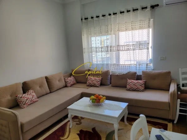 Tirane, shitet apartament 1+1 Kati 8, 65 m² 95.000 € (YZBERISHT)