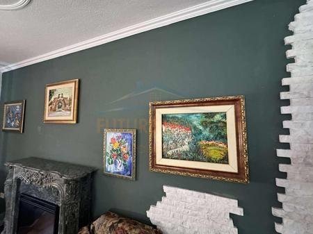 Tirane, jepet me qera Vile 3 Katshe Kati 0, 1.200 m² 2.000 € (Farke)