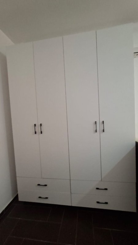 Tirane, jepet me qera apartament 1+1 Kati 1, 70 m² 350 € (Rruga 5 maji)