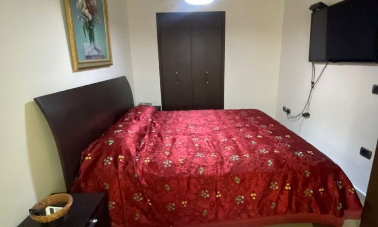 Tirane, jepet me qera apartament 1+1 Kati 3, 83 m² 800 € (ish ekspozita)