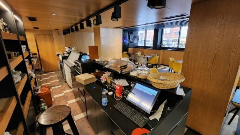 Tirane, jepet me qera ambjent biznesi Kati 0, 110 m² 1.500 € (PERBALLE TAJVANIT)