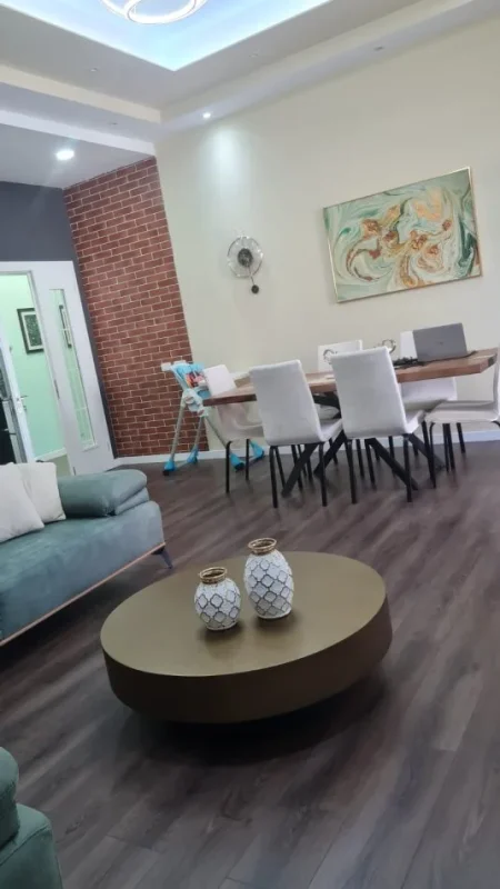 Shitet Apartament 1+1 në Fresk – Verandë e Madhe & Mobilim Luksoz 165.000 € (Fresk)