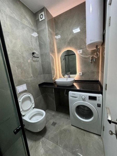 Tirane, jepet me qera apartament 2+1+Ballkon Kati 3, 98 m² 1.100 € (CASA ITALIA)