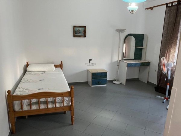 Tirane, jepet me qera apartament 1+1+Aneks+Ballkon Kati 5, 100 m² 450 € (MINE PEZA)