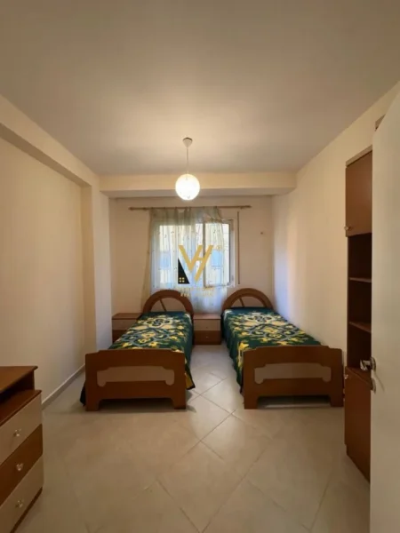 Tirane, jepet me qera apartament 2+1+Ballkon Kati 2, 80 m² 550 € (KODRA E DIELLIT)
