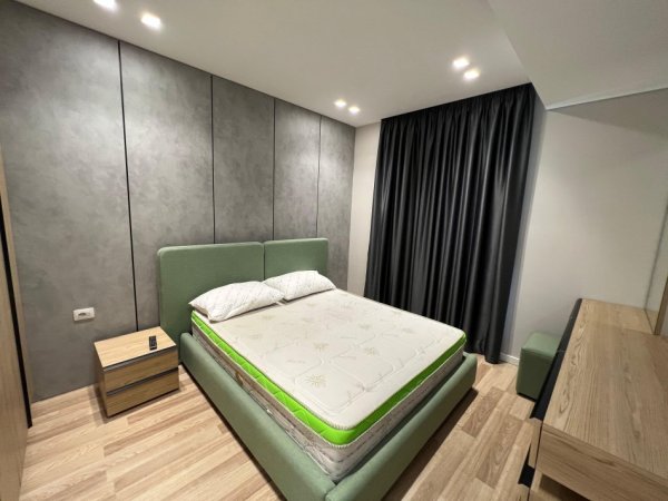 Tirane, jepet me qera apartament 1+1 Kati 4, 500 €