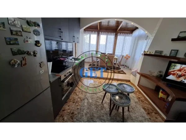 Durres, shitet apartament 2+1 Kati 9, 125 m² 125.000 € (Tregu i vogel Industrial)