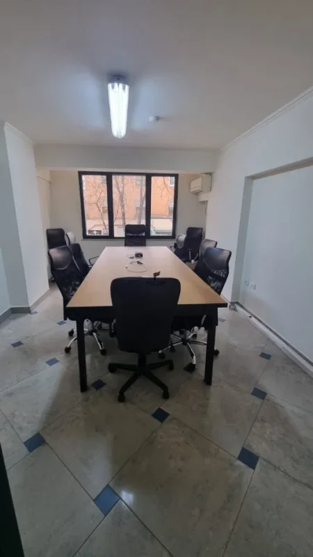 Tirane, jepet me qera 2+1 Kati 8, 80 m² 750 € (SULEJMAN PASHA)