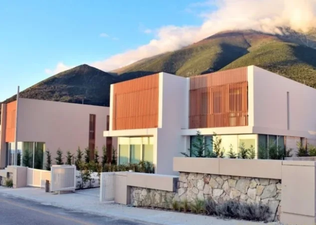 Dhermi - Palase, shitet apartament 2+1 , (Green Coast 1)