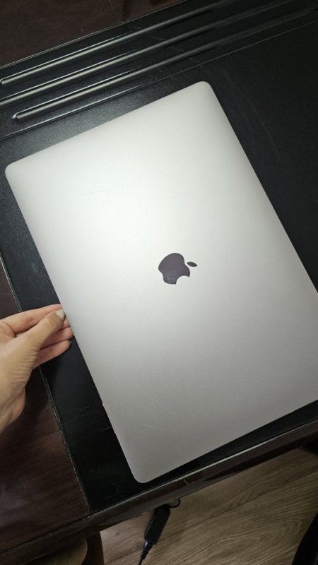Tirane, shes MacBook Pro 16” (2019)