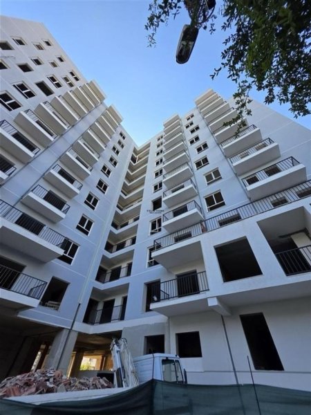 Tirane, shitet apartament 1+1 Kati 6, 65 m² 99.000 € (RRUGA DIBRES)