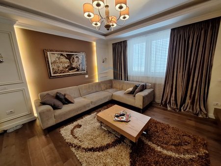 Tirane, shitet apartament 2+1 Kati 3, 95 m² 330.000 € (RRUGA E ELBASANIT)