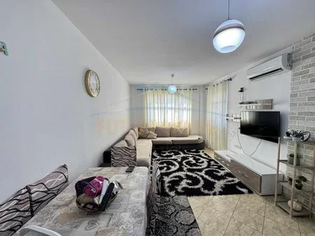 Tirane, shitet apartament 2+1 Kati 3, 84 m² 9.900.000 € 