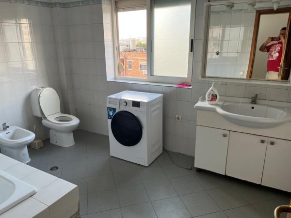 Tirane, jepet me qera apartament 2+1 Kati 5, 100 m² 450 mije lek te vjetra (Rruga Mine Peza)