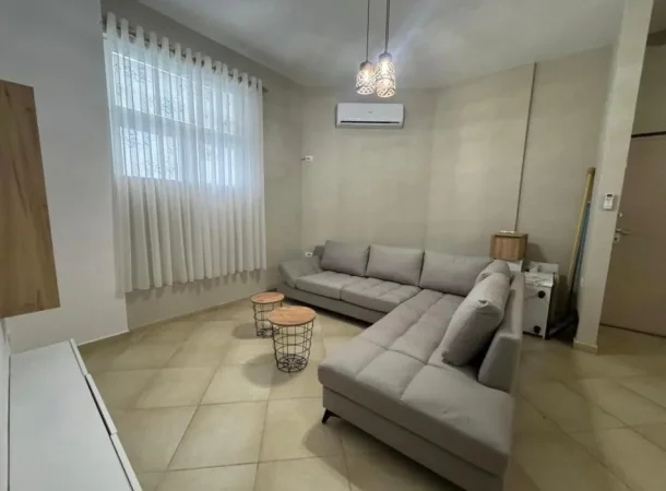 APARTAMENT 2+1 PER SHITJE NE FRESK, PRANE SPAR2