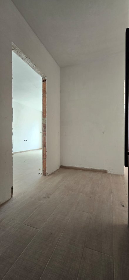 Tirane, shitet apartament 1+1 Kati 1, 73 m² 138.700 € (RRUGA JORDAN MISJA)