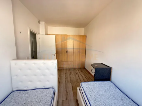 Tirane, shitet apartament 3+1+Ballkon Kati 6, 131 m²   (Ali Demi, ish markata) 225.000 EURO