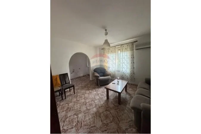 Tirane, shitet apartament 1+1 Kati 4, 50 m² 110.000 € 