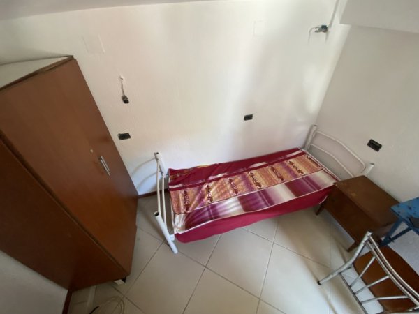 Tirane, jepet me qera garsonier , 1 m² 