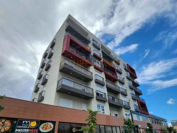 Tirane, shitet apartament 2+1+Ballkon Kati 1, 157 m² 136.700 € (Kamez)