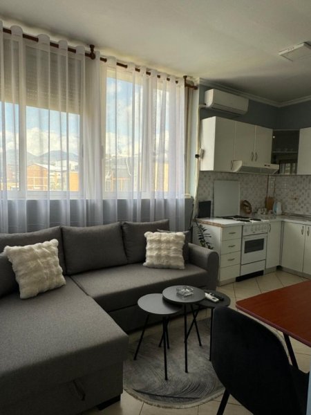 Tirane, jepet me qera apartament 1+1 Kati 5, 48 m² 540 € (Rruga e Durrësit)
