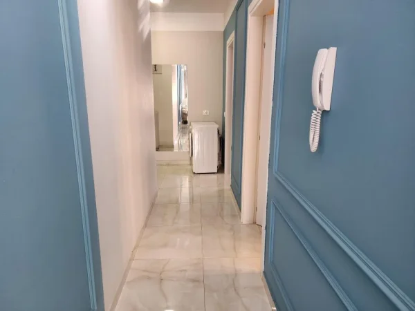 Jepet Apartament me Qera : Luxury 1+1 (📍Kompleksi Olimpik - Komuna Parisit) 100% e rikonstruktuar - Pallat i Ri 2022  (750€) 💥💥