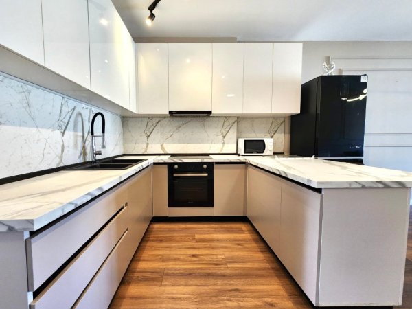 ⚡Jepet Apartament me Qera : Luxury 2+1+2Wc & 2 Ballkone (Kompleksi Olimpik - Komuna Parisit📍  ( 1200€) 💥