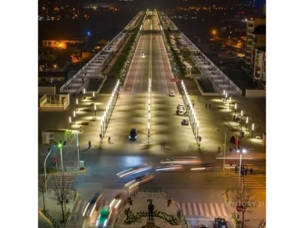 Tirane, shitet apartament 1+1 Kati 2, 77 m² 145.000 € (Bulevardi i Ri)