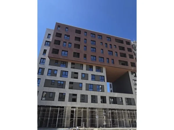 Tirane, shes apartament 1+1 Kati 2, 77 m² 145.000 € (Bulevardi i Ri)