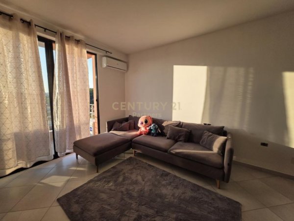 Tirane, shes apartament 1+1 Kati 4, 74 m² 100.000 € (Shkoze)