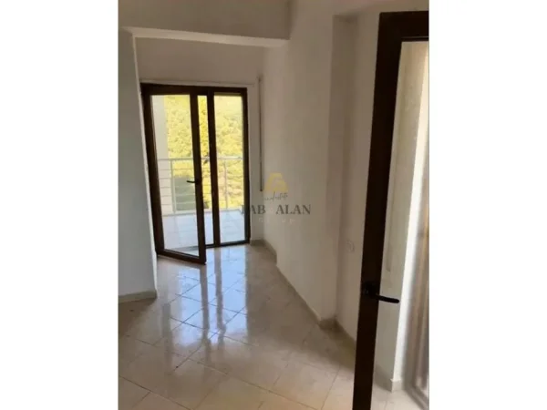 Durres, shitet apartament 2+1 Kati 9, 112 m² 247.000 € (Currila)